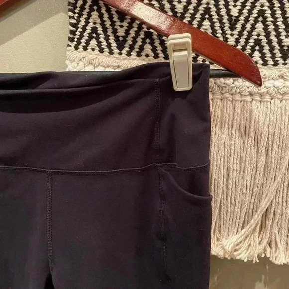 SPYDER BLACK ACTIVEWEAR CROP SPANDEX LEGGINGS SIZE LARGE - Picture 4 of 7